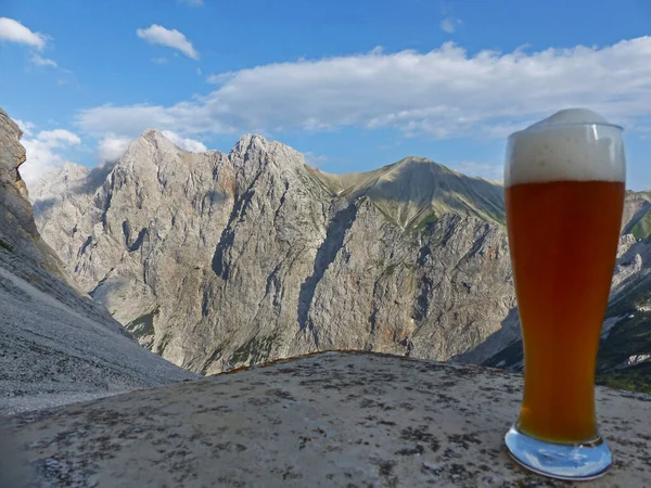 Cerveja Trigo Montanha Zugspitze Baviera Alemanha — Fotografia de Stock