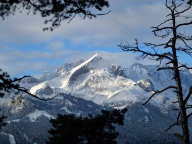 Alpspitze dağı, Wetterstein dağı kitlesi, Bavyera, Almanya