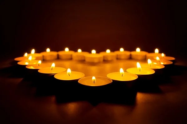 Candele accese . — Foto Stock