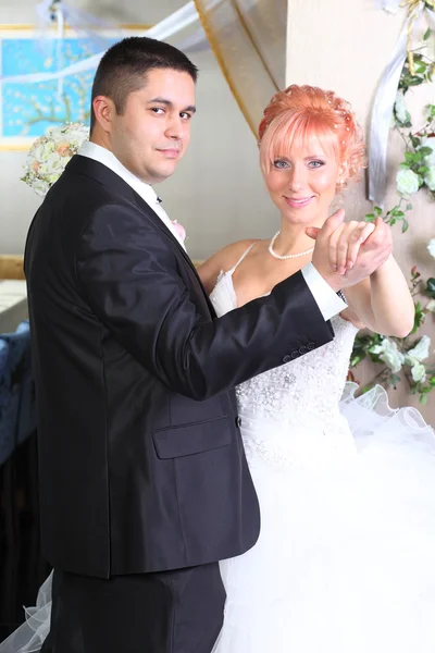 Portrait of lovely young married couple — Stock Photo, Image