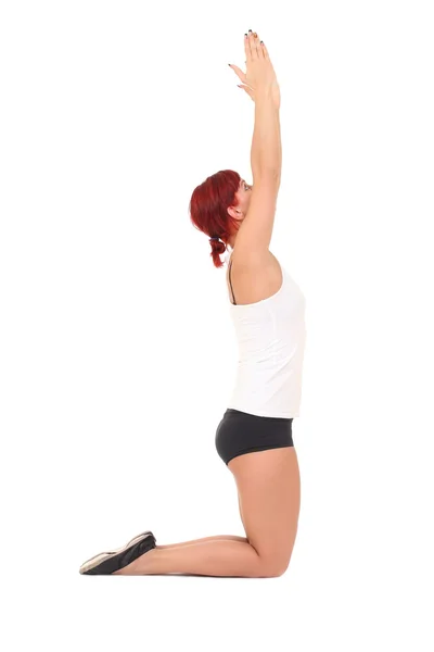 Mujer joven entrenando yoga —  Fotos de Stock