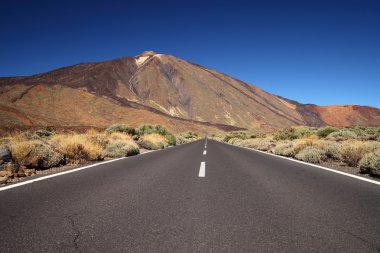 arka plan, tenerife, Kanarya Adaları'nda el teide ile düz yol.