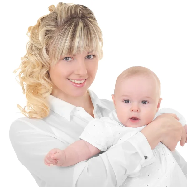 Glückliche Mutter hält ihr Baby — Stockfoto