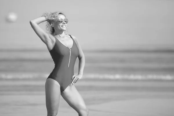 Mujer Belleza Traje Baño Playa —  Fotos de Stock