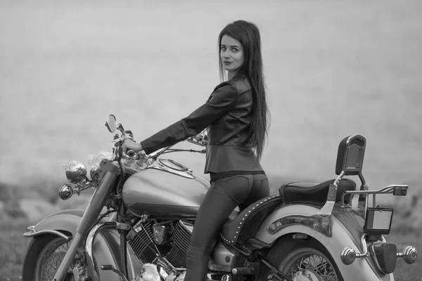 Charming Young Woman Classic Motorcycle — Stock Photo, Image
