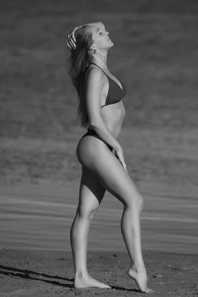 Hermosa Mujer Bikini Sexy Playa — Foto de Stock