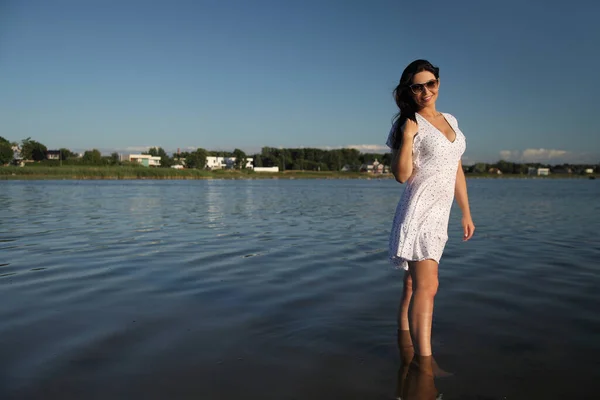 Woman Water Dress — Stock Photo, Image