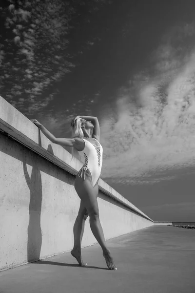 Young Beautiful Woman White Swimsuit Sky — Stockfoto