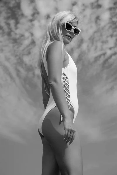 Young Beautiful Woman White Swimsuit Sky — Stockfoto