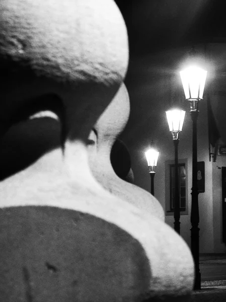 Vista notturna, piazza, lampada — Foto Stock