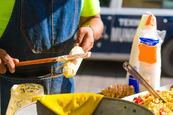 Zubereitung Von Elotes Traditionellem Mexikanischen Streetfood — Stockfoto