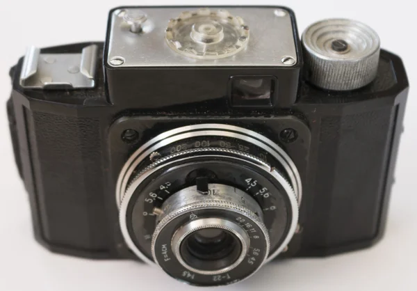 Ретро фотокамера ізольована — стокове фото