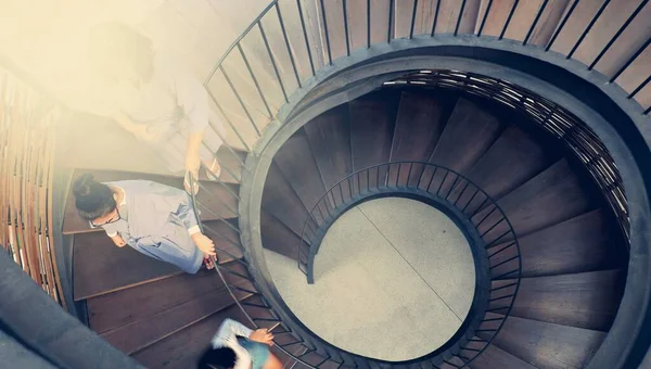 Escadaria Madeira Espiral Livre — Fotografia de Stock