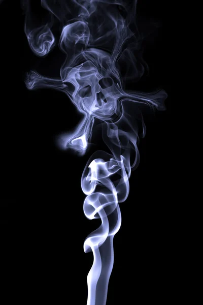 Skull shaped by blue smoke. Illustration which can be used for anti-smoking campains. — Stock Photo, Image