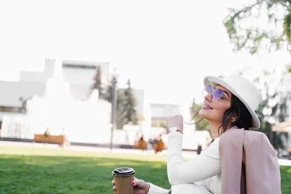Lifestyle Portrait Fashion Girl Weared White Hat Dress Jacket Sunglasses — Stock Photo, Image