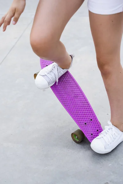 Child Girl Ride Penny Board Close Sports Equipment Kids Teenager — Stockfoto