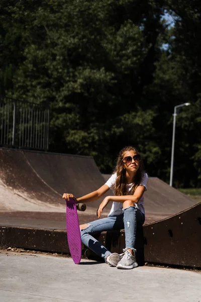 Child Penny Board Young Girl Teenager Glasses Skate Board Sitting — Stockfoto