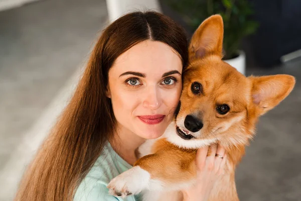 Girl Corgi Dog Home Close Portrait Young Woman Smile Hug — Fotografia de Stock