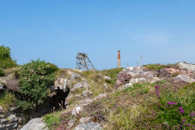 Cornwall 'daki Botallack madenindeki arsenik labrentinin görüntüsü