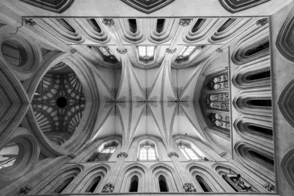 英国索默塞特 2002年10月30日索默塞特韦尔斯大教堂内的天花板视图 — 图库照片