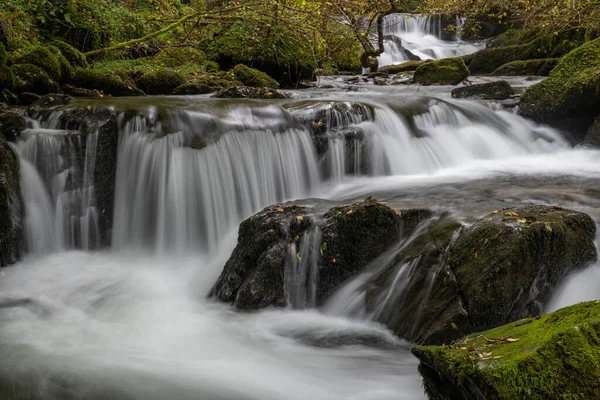 Longa Exposição Uma Cachoeira Rio Hoar Oak Water Watersmmet Parque — Fotografia de Stock