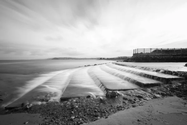 Avill Nehrinden Gelen Şelalenin Somerset Teki Dunster Plajına Akışı Uzun — Stok fotoğraf