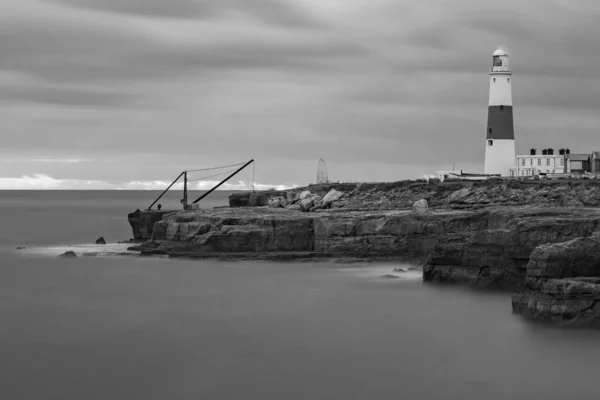 Schwarz Weiß Foto Des Portland Bill Leuchtturms Dorset Der Abenddämmerung — Stockfoto