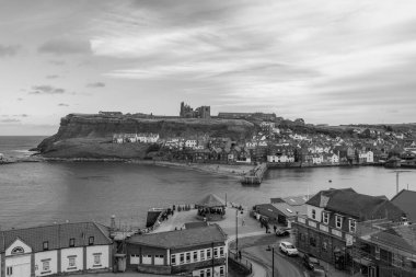 Whitby 'nin Kuzey Yorkshire' daki manzara fotoğrafı.