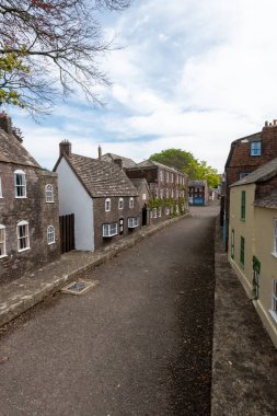 Wimborne. Dorset. United Kingdom.April 20tth 2022. Dorset 'teki Wimborne model kasabasında bir caddenin görüntüsü.