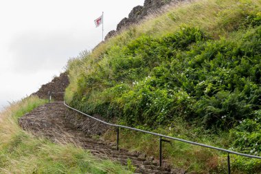 Totnes.Devon. Birleşik Krallık. 8 Ağustos 2021 Devon 'daki Totnes Kalesi.