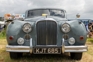Batı Bay.Dorset.Birleşik Krallık. 12 Haziran 2022 Jaguar Mark 9 West Bay Vintage rallisinde sergileniyor.