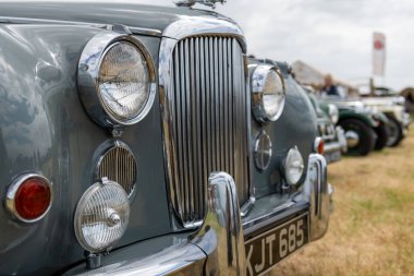 Batı Bay.Dorset.Birleşik Krallık. 12 Haziran 2022 Jaguar Mark 9 West Bay Vintage rallisinde sergileniyor.