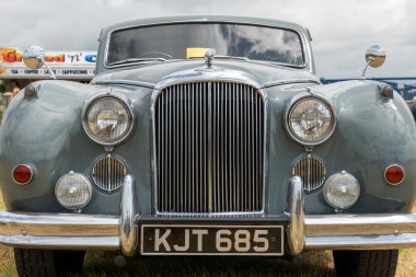 Batı Bay.Dorset.Birleşik Krallık. 12 Haziran 2022 Jaguar Mark 9 West Bay Vintage rallisinde sergileniyor.