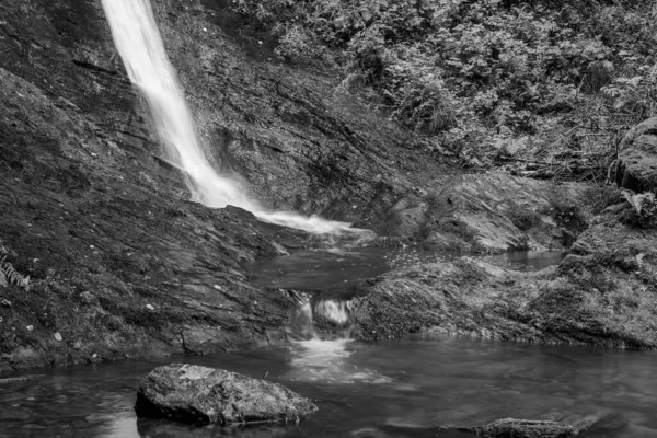 Long Exposure White Lady Waterfall River Lyd Lyford Gorge Devon —  Fotos de Stock