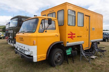 Ilminster. Somerset. Birleşik Krallık. 21 Ağustos 2022 Eski adıyla British Rail tarafından kullanılan 1970 Ford Custom Cab restore edildi.