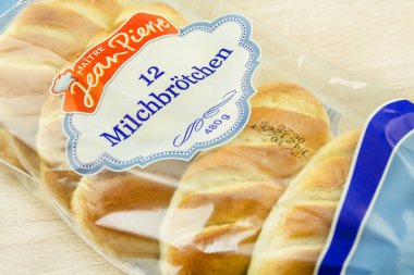 Hamburg, Almanya - 14 Ekim 2021: Dulano Delikatess Gefluegel Fleischwurst