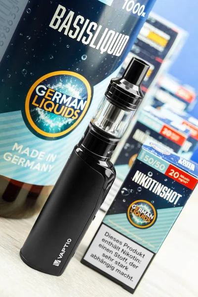 Sigaret Duitse Vloeistoffen Met Nikotinshot Highendsmoke — Stockfoto