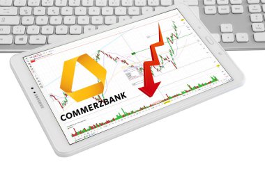 Hamburg, Almanya - 14 Kasım 2021: Allianz AG mit Logo Smartphone Aktienmarkt weisser Hintergund