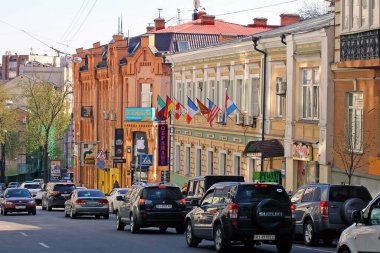 Kyiv, Ukrayna - 2015-04-15: Kiev olarak da bilinen Ukrayna 'nın başkenti ve en kalabalık kentidir. Kuzey-orta Ukrayna 'da Dinyeper Nehri boyunca yer alır.. 