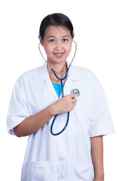 Mujer doctora con estetoscopio — Foto de Stock