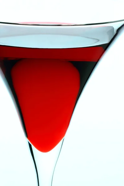 Verre avec boisson rouge — Photo