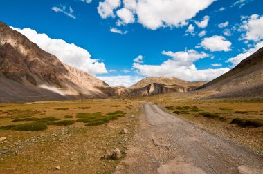 Spiti valley road ve peyzaj