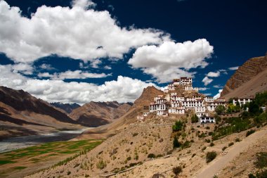 Kee Manastırı spiti Vadisi