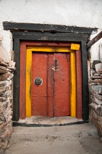Porta do mosteiro colorido — Fotografia de Stock