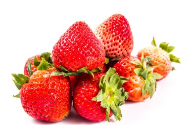 iştah açıcı çilek. Beyaz bir arka plan üzerinde izole. 