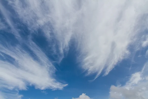 Cielo Blu Nuvole Bianche Diurne — Foto Stock
