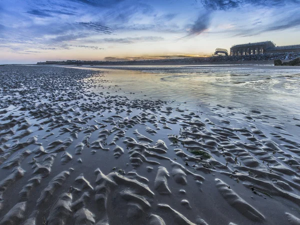 at bulverhythe, hastings, e sussex alacakaranlıkta