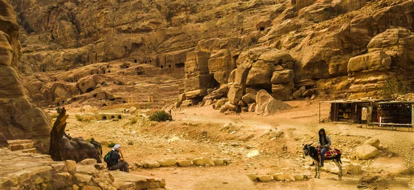 düşünür - petra, jordan