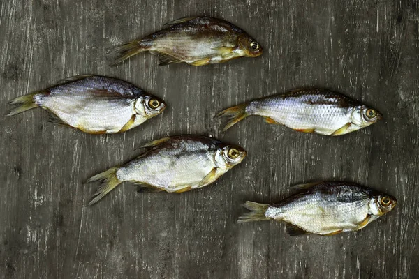 Getrockneter Gesalzener Fisch Bier Snack Kakerlaken Und Roggen Auf Grauem — Stockfoto