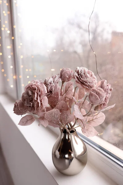Artificial Rose Flowers Vase Windowsill Vertical Orientation — Stock Photo, Image